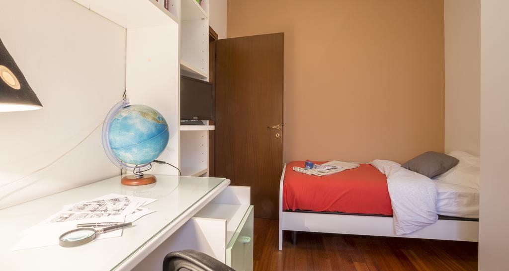 Apartamento Joivy Warm Family Flat For 6 With Terrace In Milán Exterior foto