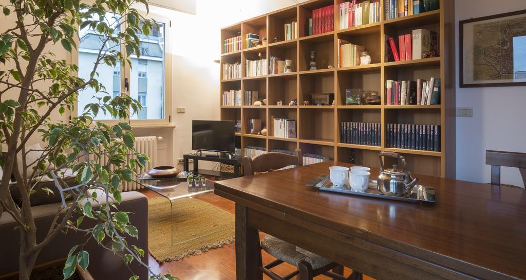 Apartamento Joivy Warm Family Flat For 6 With Terrace In Milán Exterior foto