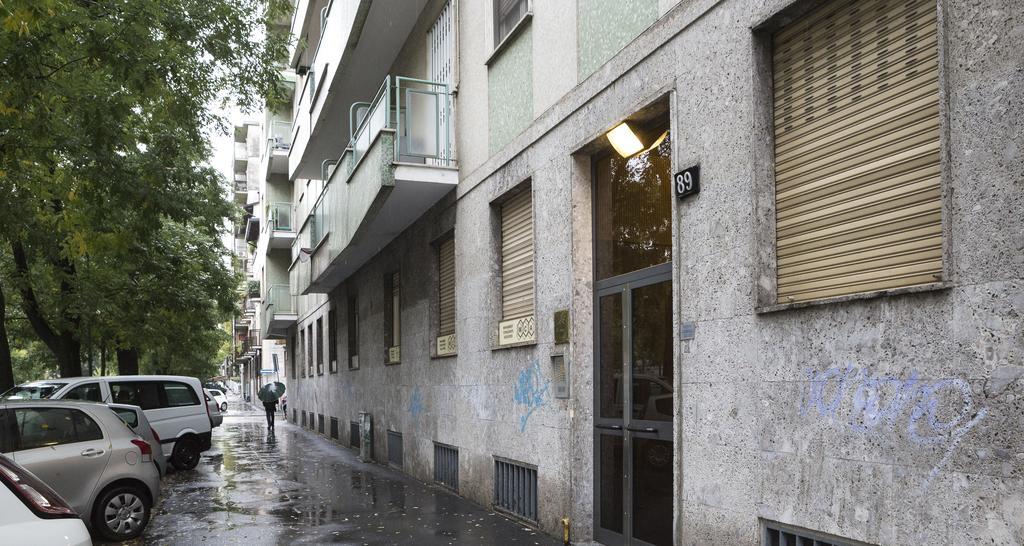 Apartamento Joivy Warm Family Flat For 6 With Terrace In Milán Exterior foto