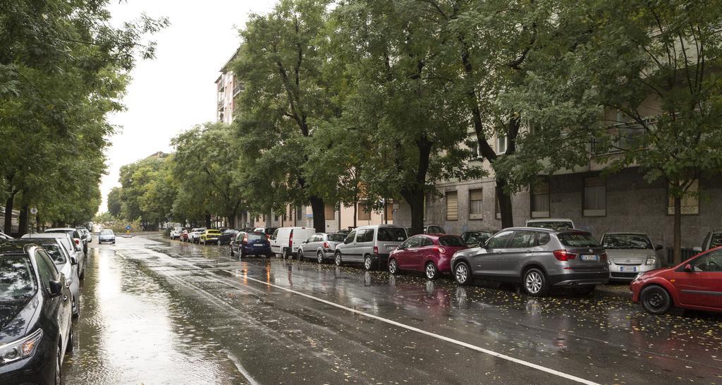 Apartamento Joivy Warm Family Flat For 6 With Terrace In Milán Exterior foto