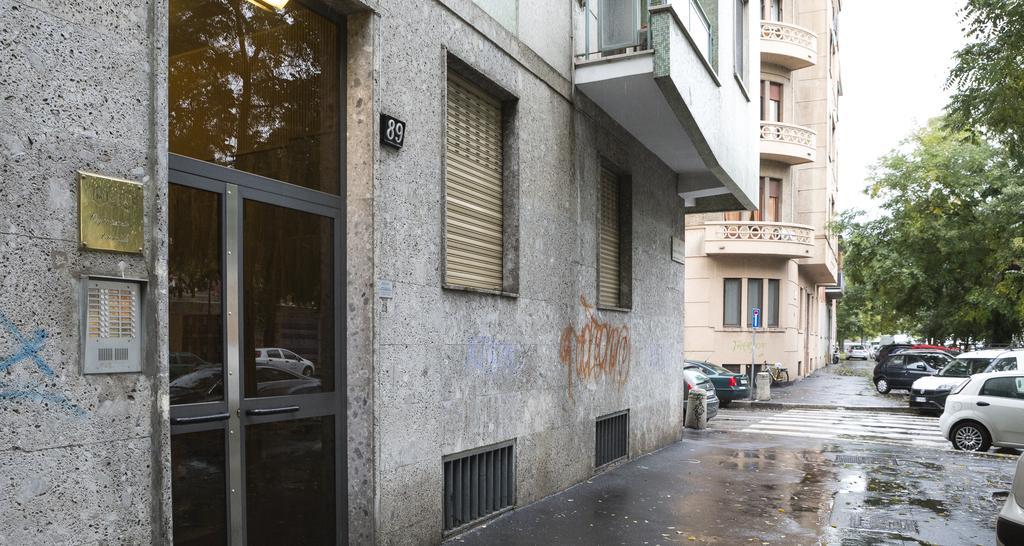 Apartamento Joivy Warm Family Flat For 6 With Terrace In Milán Exterior foto