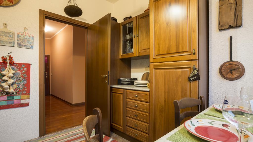 Apartamento Joivy Warm Family Flat For 6 With Terrace In Milán Exterior foto